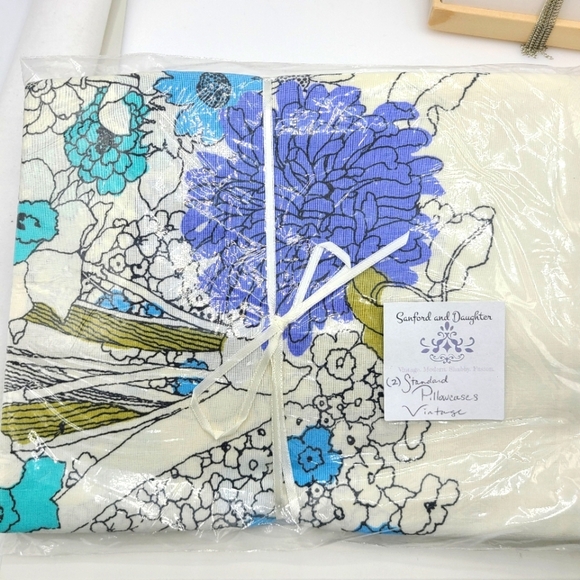 Vintage Floral Standard Pillowcase Set (2  pieces) - Picture 1 of 4